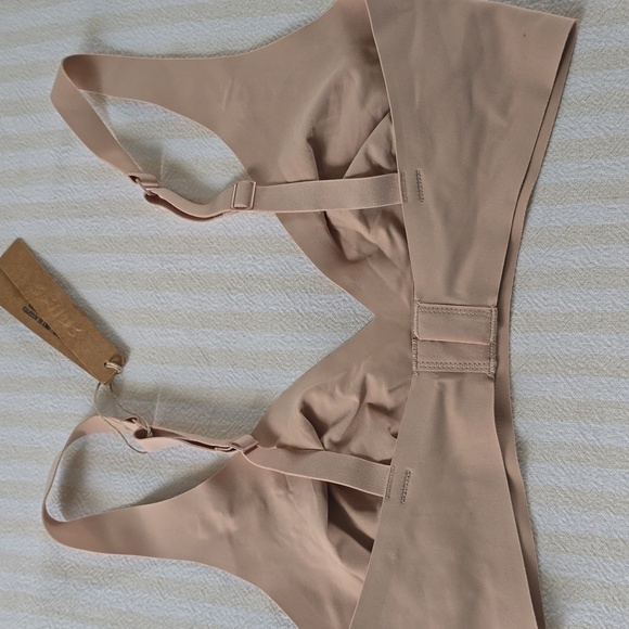 SKIMS Naked Plunge Bra Size:Small Mica - Picture 4 of 5